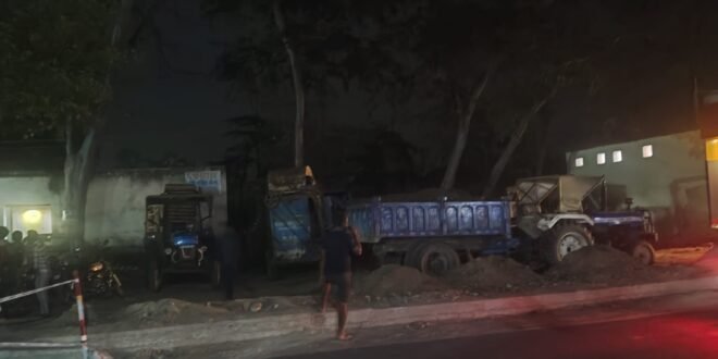 अवैध खनन पर कार्यवाही, दो ट्रैक्टर-ट्रॉली व एक लोडर सीज