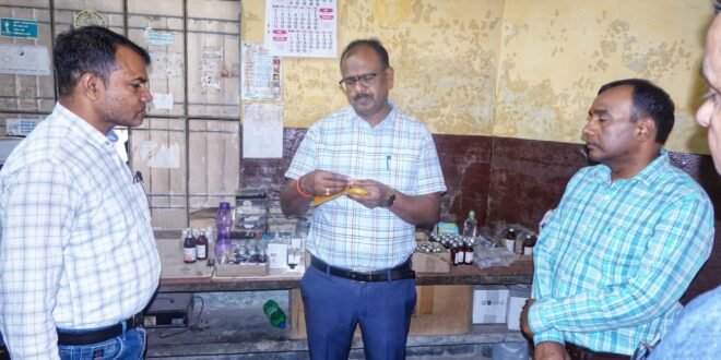 जिलाधिकारी ने बागापार में किया औचक निरीक्षण, व्यवस्थाओं पर जताई नाराजगी