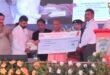 मुख्यमंत्री ने ग्राम प्रधान को किया सम्मानित, 30 लाख रुपये का प्रोत्साहन चेक प्रदान ! राजकुमार कुशवाहा 