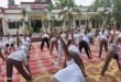 अंतर्राष्ट्रीय योग दिवस पर थाना निचलौल परिसर में हुआ योगाभ्यास