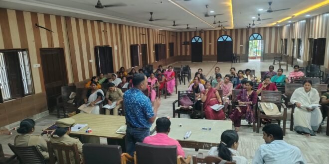 बहू-बेटी प्रशिक्षण में महिलाओं को अधिकारों व सुरक्षा के प्रति किया जागरूक