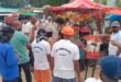 चार घंटे धरने के बाद पहुंचा नगर पंचायत प्रशासन, कटरा चौराहे से हटाया अतिक्रमण