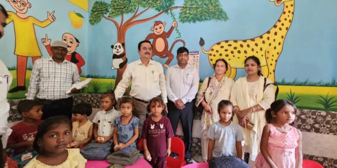 विशेष सचिव के निरीक्षण से मचा हड़कंप, सीएचसी में खामियां देख लगाई फटकार